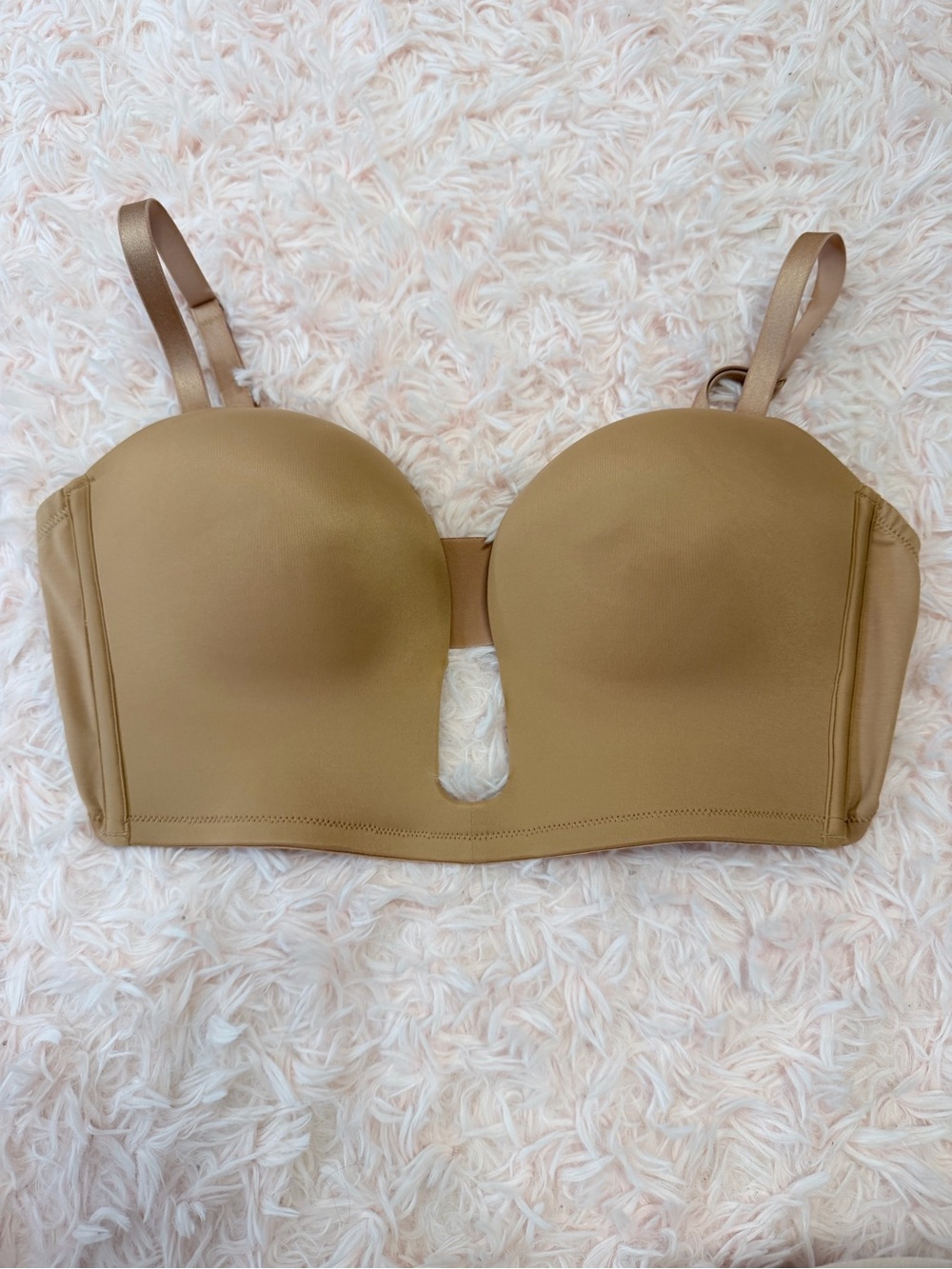 Convertible Strapless low V shape Bra in Tan